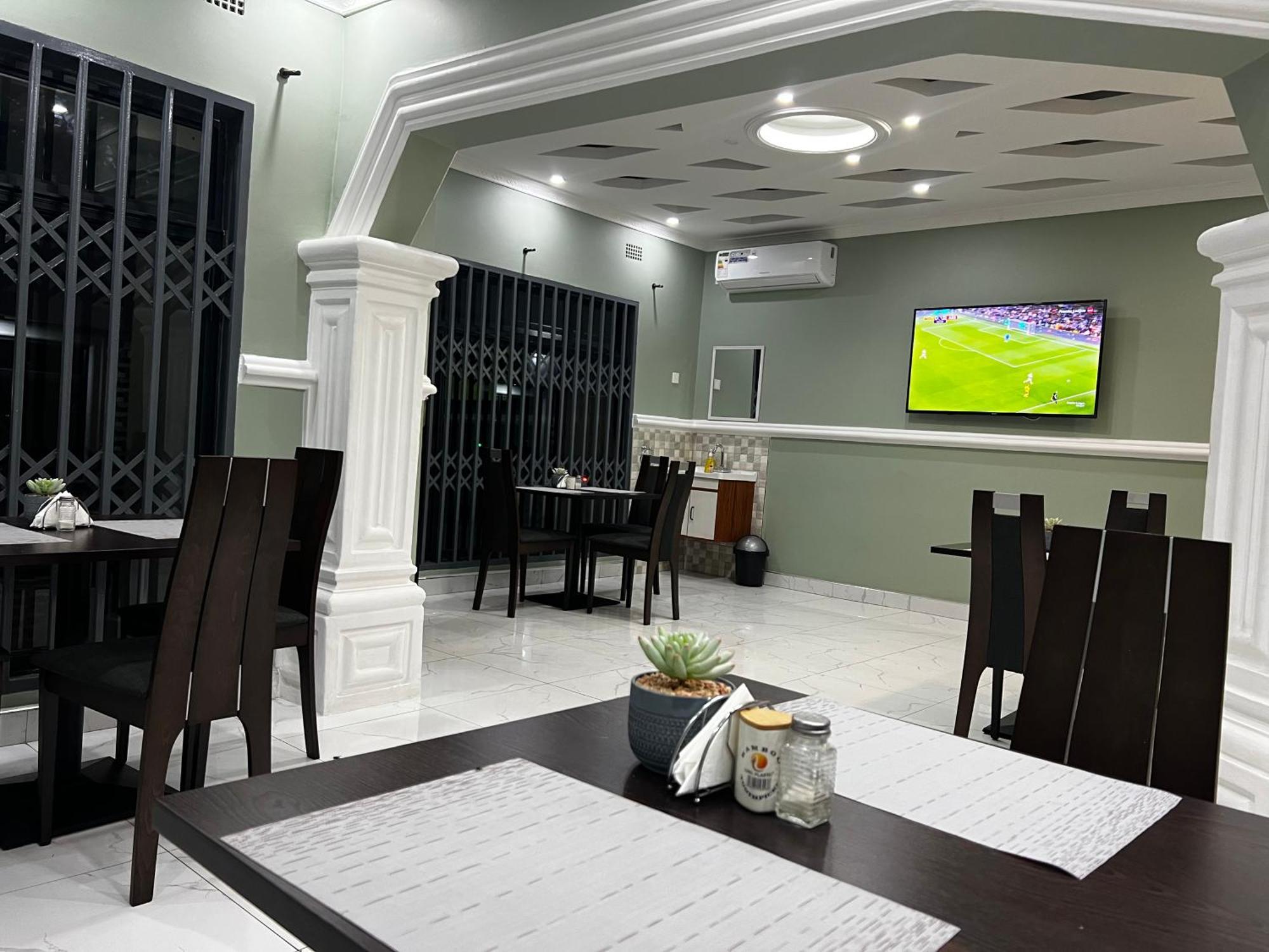 Newday Lodge Apartments Lusaka Exterior foto